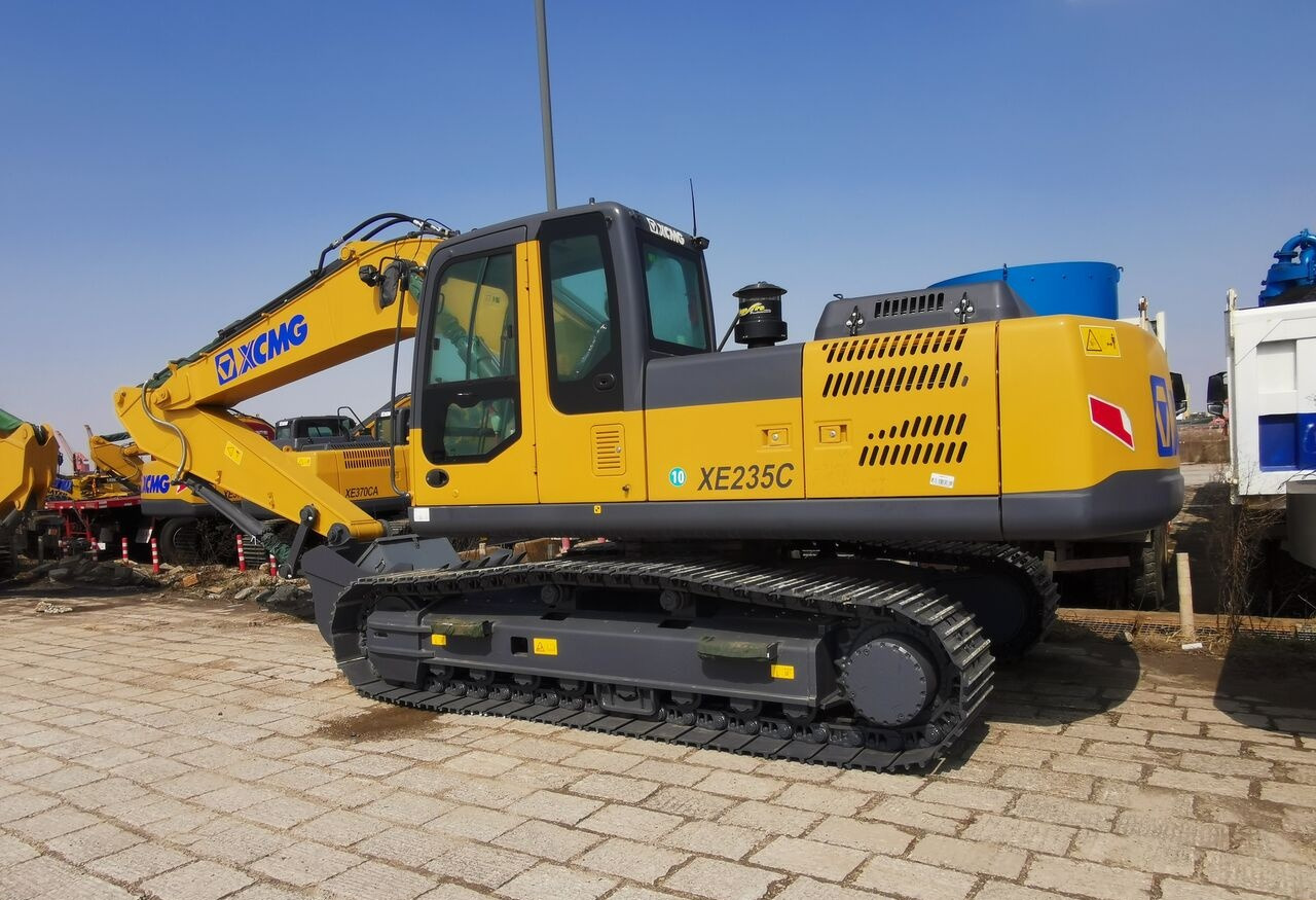 XCMG XE235C - Bager guseničar: slika 1 XCMG XE235C - Bager guseničar: slika 1