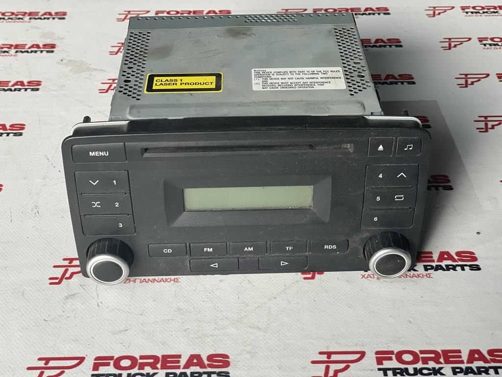 BOSCH RADIO FOR MAN - 81.28101-6182 - Kabina i enterijer za Kamion: slika 1 BOSCH RADIO FOR MAN - 81.28101-6182 - Kabina i enterijer za Kamion: slika 1