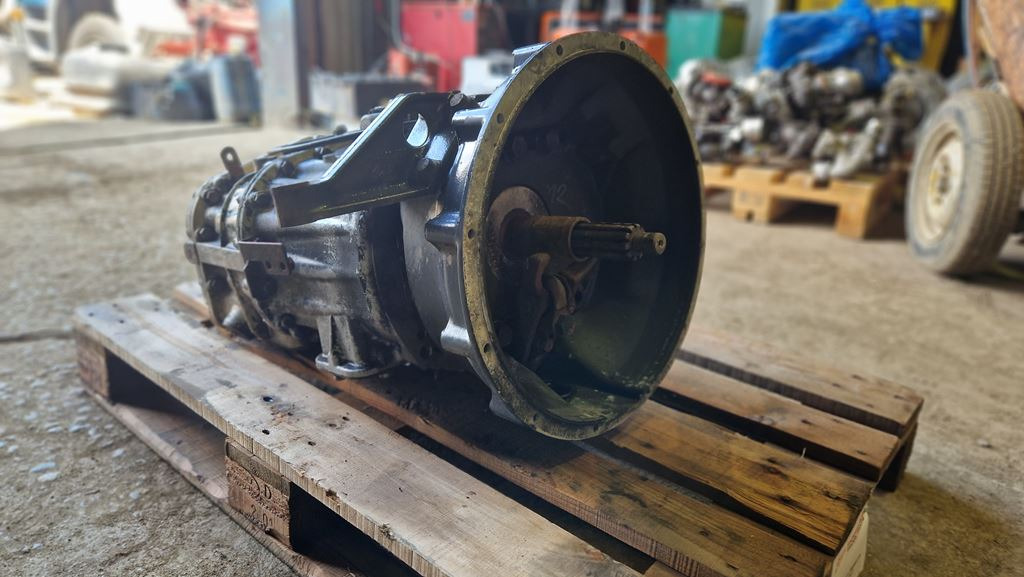 EATON / VICKERS Y08060 - Menjač za Kamion: slika 2 EATON / VICKERS Y08060 - Menjač za Kamion: slika 2