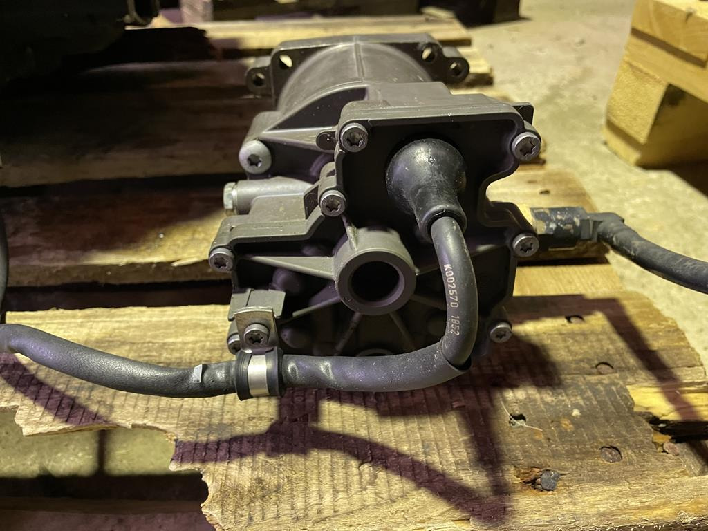 KNORR-BREMSE ASTRONIC AIR CLUTCH - 81.30716 - 6115 - Kvačilo i delovi za Kamion: slika 2 KNORR-BREMSE ASTRONIC AIR CLUTCH - 81.30716 - 6115 - Kvačilo i delovi za Kamion: slika 2