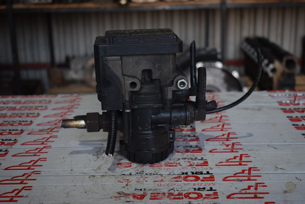 KNORR-BREMSE K000913 AIR VALVE EBS 5 FOR MAN - Kočioni ventil za Kamion: slika 3 KNORR-BREMSE K000913 AIR VALVE EBS 5 FOR MAN - Kočioni ventil za Kamion: slika 3