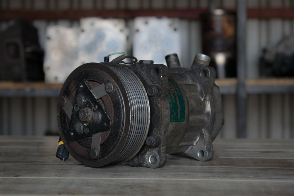 MAN TGA - TGX AIRCONDITIONING UNIT - Deo klima uređaja za Kamion: slika 1 MAN TGA - TGX AIRCONDITIONING UNIT - Deo klima uređaja za Kamion: slika 1