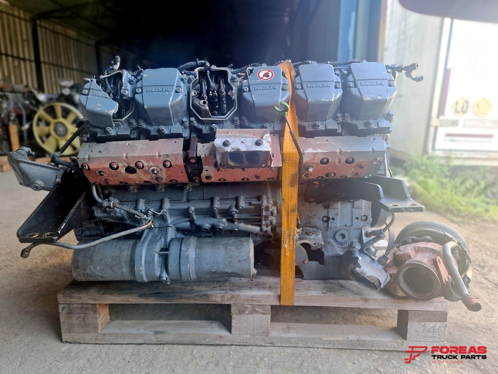MAN V12 MARINE ENGINE EURO 3 - Motor: slika 4 MAN V12 MARINE ENGINE EURO 3 - Motor: slika 4