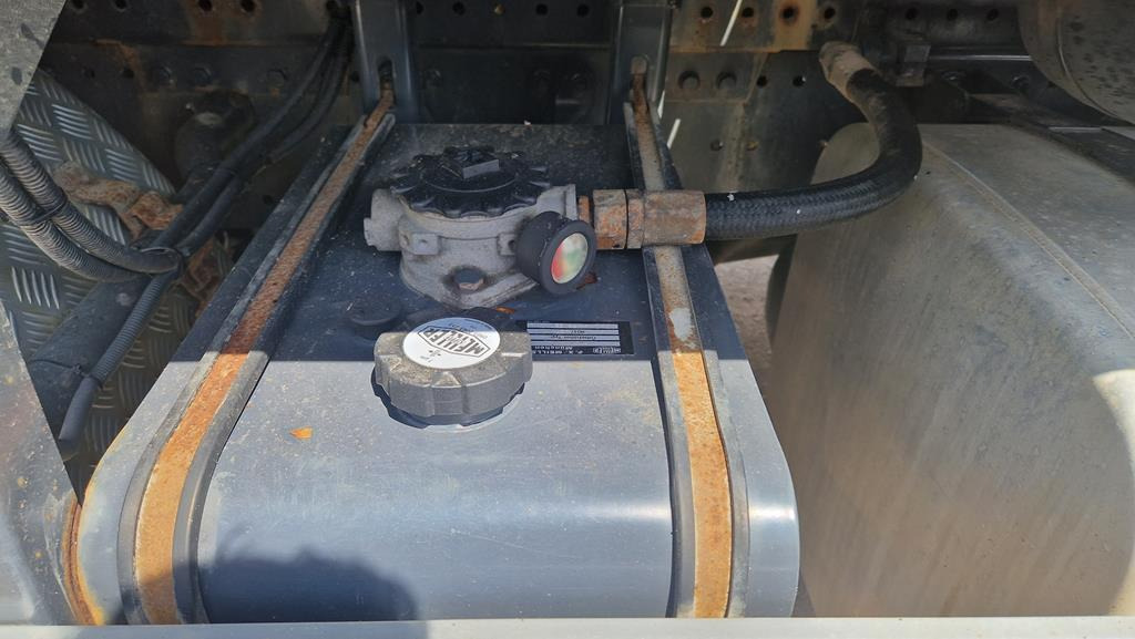 MEILLER AK 12.T - Sistem hidraulične kuke/ Utovaranja kontejnera: slika 4 MEILLER AK 12.T - Sistem hidraulične kuke/ Utovaranja kontejnera: slika 4