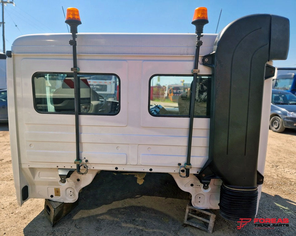 MERCEDES ACTROS MP2 MEDIUM - Kabina: slika 5 MERCEDES ACTROS MP2 MEDIUM - Kabina: slika 5