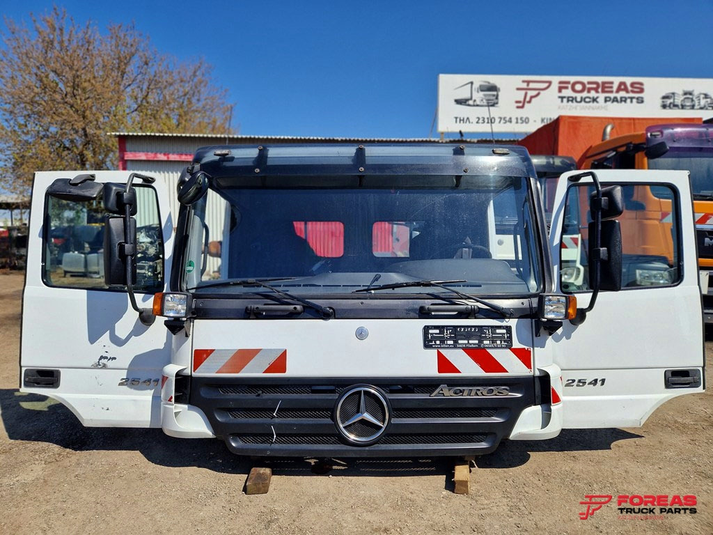 MERCEDES ACTROS MP2 MEDIUM - Kabina: slika 3 MERCEDES ACTROS MP2 MEDIUM - Kabina: slika 3