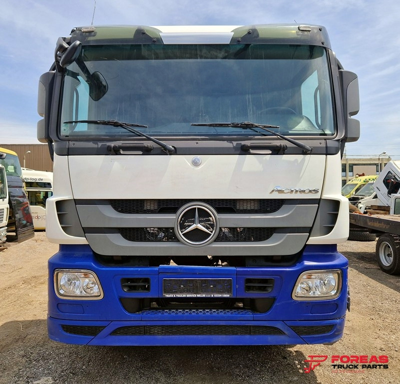MERCEDES ACTROS MP3 SMALL WHITE - Kabina: slika 2 MERCEDES ACTROS MP3 SMALL WHITE - Kabina: slika 2