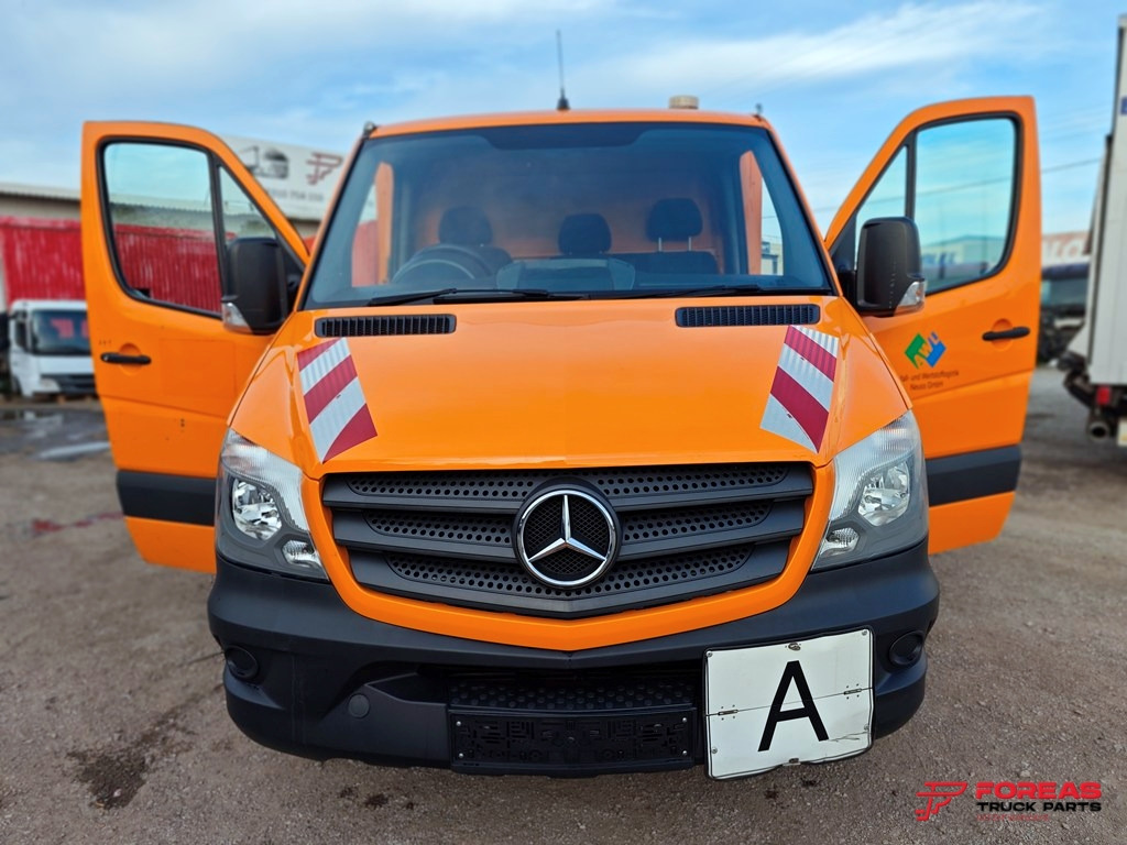 MERCEDES-BENZ 311 – TIPPER – RIGHT HAND DRIVE (RHD) - Dostavno vozilo istovarivač: slika 3 MERCEDES-BENZ 311 – TIPPER – RIGHT HAND DRIVE (RHD) - Dostavno vozilo istovarivač: slika 3
