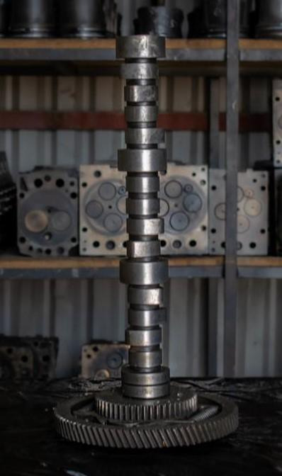 MERCEDES-BENZ 6 CYLINDER WITH ENGINE CODE OM 441 - Bregasta osovina za Kamion: slika 1 MERCEDES-BENZ 6 CYLINDER WITH ENGINE CODE OM 441 - Bregasta osovina za Kamion: slika 1