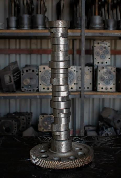 MERCEDES-BENZ ACTROS 6 CYLINDER EURO V WITH ENGINE CODE OM 541 - Bregasta osovina za Kamion: slika 1 MERCEDES-BENZ ACTROS 6 CYLINDER EURO V WITH ENGINE CODE OM 541 - Bregasta osovina za Kamion: slika 1