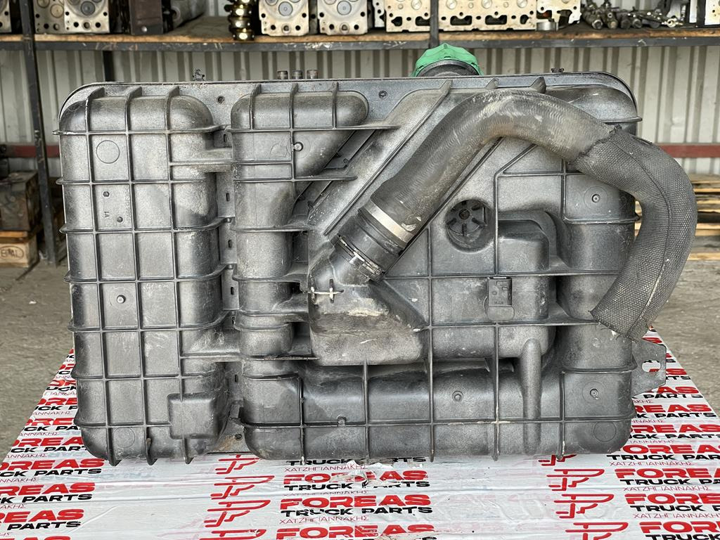 MERCEDES-BENZ ACTROS MP4 - A 960 501 41 03 - Ekspanziona posuda za Kamion: slika 2 MERCEDES-BENZ ACTROS MP4 - A 960 501 41 03 - Ekspanziona posuda za Kamion: slika 2