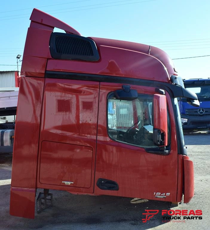 MERCEDES-BENZ ACTROS MP4 GIGA SPACE - Kabina za Kamion: slika 4 MERCEDES-BENZ ACTROS MP4 GIGA SPACE - Kabina za Kamion: slika 4