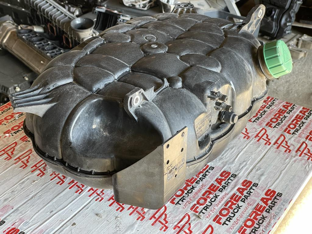 MERCEDES-BENZ ACTROS MP4 ZGS 004 - A 960 501 7903 - Ekspanziona posuda za Kamion: slika 2 MERCEDES-BENZ ACTROS MP4 ZGS 004 - A 960 501 7903 - Ekspanziona posuda za Kamion: slika 2