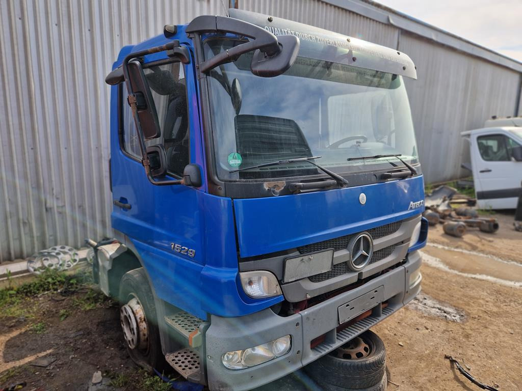 MERCEDES-BENZ ATEGO 3 - Kabina za Kamion: slika 2 MERCEDES-BENZ ATEGO 3 - Kabina za Kamion: slika 2