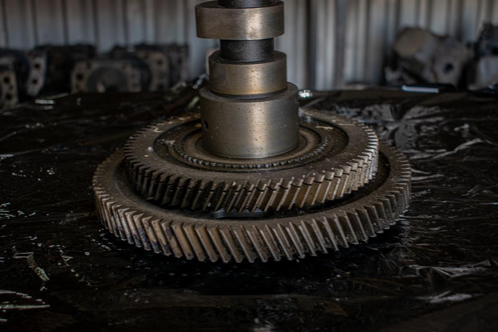 MERCEDES-BENZ AXOR 6 CYLINDER WITH ENGINE CODE OM 457 - Bregasta osovina za Kamion: slika 2 MERCEDES-BENZ AXOR 6 CYLINDER WITH ENGINE CODE OM 457 - Bregasta osovina za Kamion: slika 2