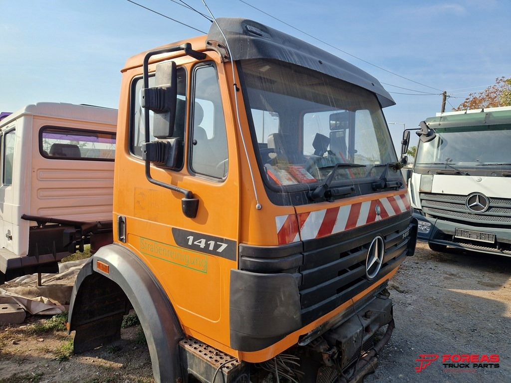MERCEDES SK - SMALL - RIGHT HAND DRIVE - Kabina: slika 4 MERCEDES SK - SMALL - RIGHT HAND DRIVE - Kabina: slika 4
