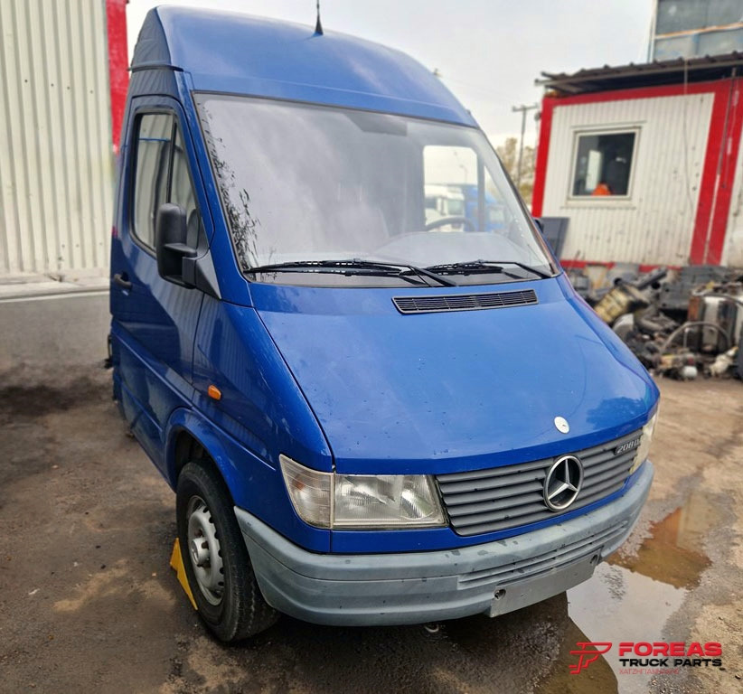 MERCEDES SPRINTER OM601 - Kabina za Dostavno vozilo: slika 3 MERCEDES SPRINTER OM601 - Kabina za Dostavno vozilo: slika 3