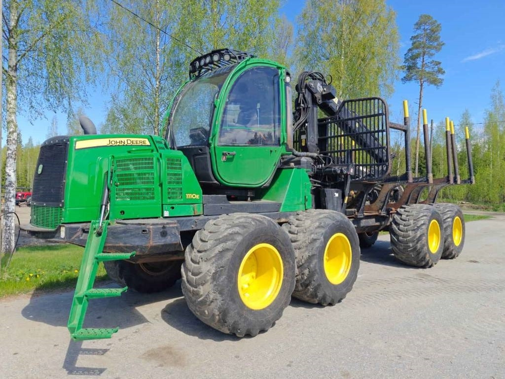 John Deere 1110 E Eco III - Prevoznik: slika 1 John Deere 1110 E Eco III - Prevoznik: slika 1