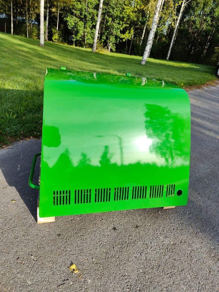 Hauba za Poljoprivredna mašina John Deere Hoods For D-serie machines: slika 10