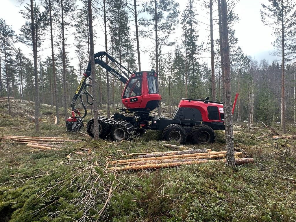 Komatsu 901 XC - Kombajn za šumarstvo: slika 5 Komatsu 901 XC - Kombajn za šumarstvo: slika 5