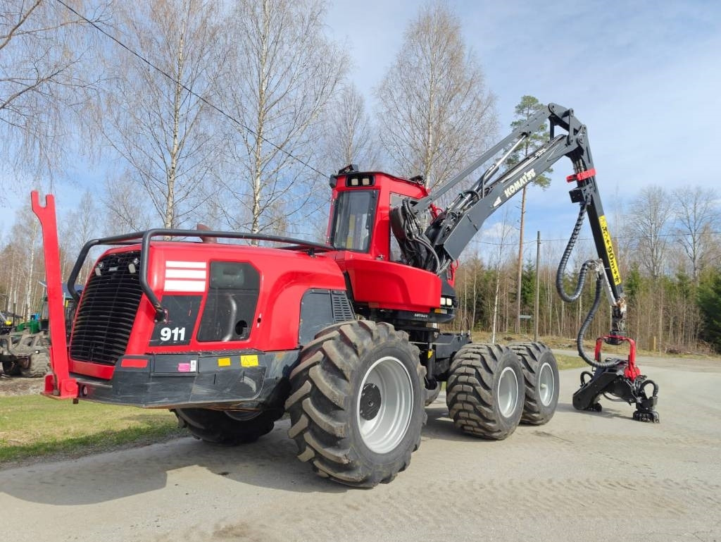 Komatsu 911 - Kombajn za šumarstvo: slika 5 Komatsu 911 - Kombajn za šumarstvo: slika 5