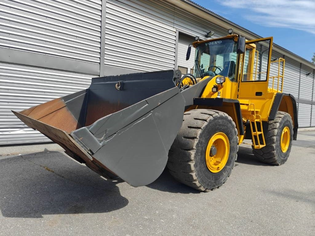 Volvo L 180 E - Utovarivač točkaš: slika 1 Volvo L 180 E - Utovarivač točkaš: slika 1