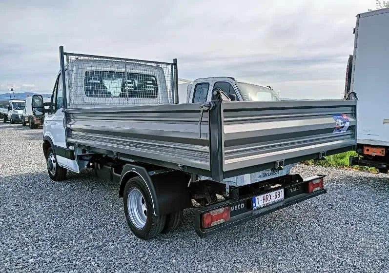 Iveco 35C13, 35C12, 35C14, 35C15 - Dostavno vozilo istovarivač: slika 5 Iveco 35C13, 35C12, 35C14, 35C15 - Dostavno vozilo istovarivač: slika 5