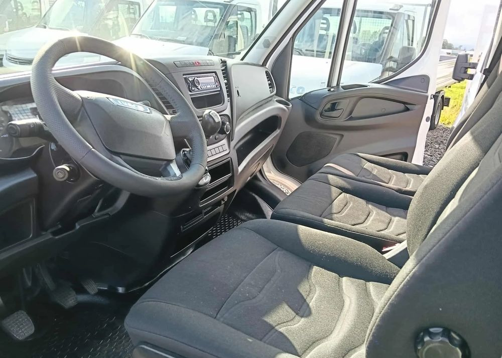 Dostavno vozilo istovarivač Iveco DAILY 35C13, 35C12, 35C14, 35C15: slika 6