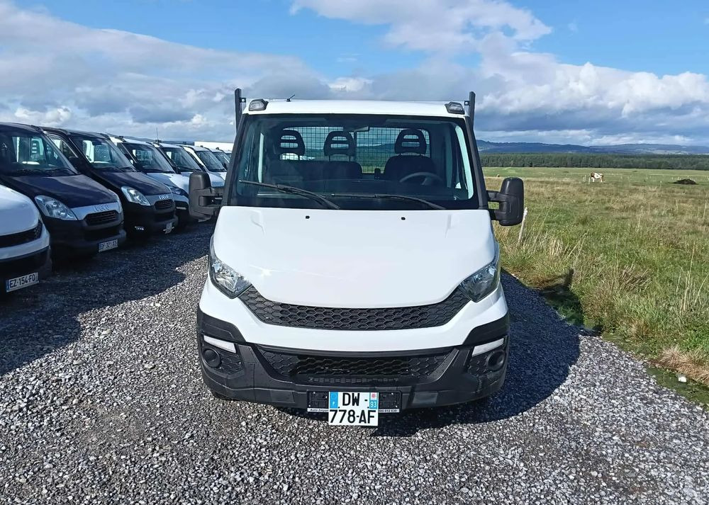 Dostavno vozilo istovarivač Iveco DAILY 35C13, 35C12, 35C14, 35C15: slika 9