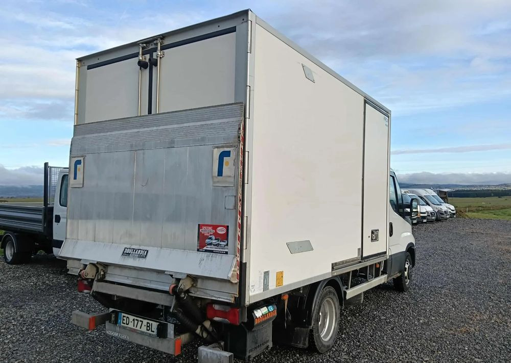 Iveco DAILY 35C15,35C14,35C13,35C12 - Dostavno vozilo hladnjača: slika 3 Iveco DAILY 35C15,35C14,35C13,35C12 - Dostavno vozilo hladnjača: slika 3
