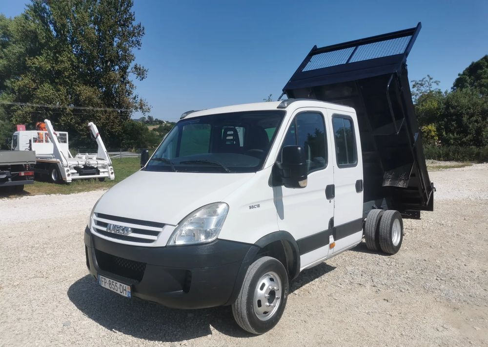 Iveco Daily 35C12 Brygadówka wywrotka Dubel hak kiper doka 35C13 - Dostavno vozilo istovarivač: slika 1 Iveco Daily 35C12 Brygadówka wywrotka Dubel hak kiper doka 35C13 - Dostavno vozilo istovarivač: slika 1