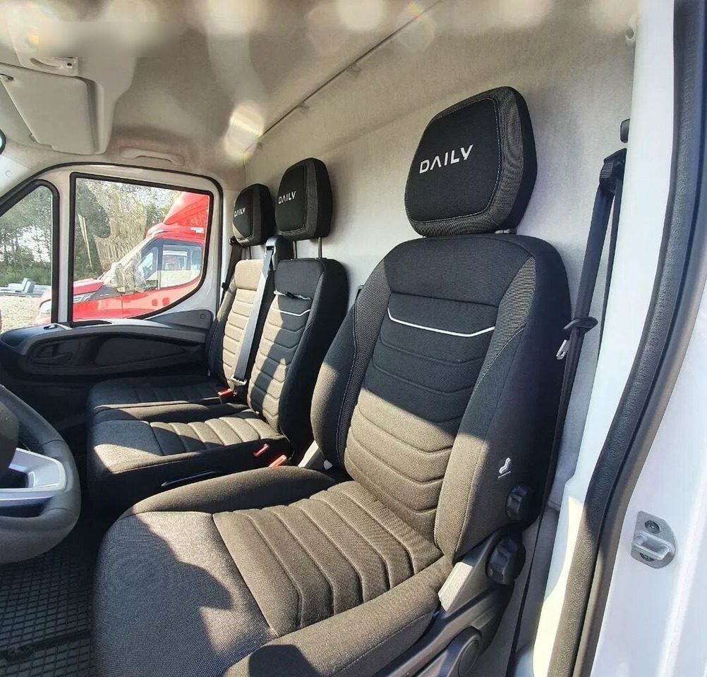 Furgon novi IVECO DAILY 35S18HA8 L4H2: slika 7
