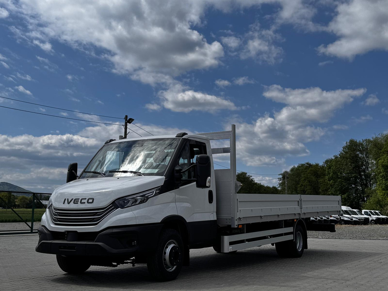 Iveco Daily 70C18 - Kamion sa tovarnim sandukom: slika 2 Iveco Daily 70C18 - Kamion sa tovarnim sandukom: slika 2