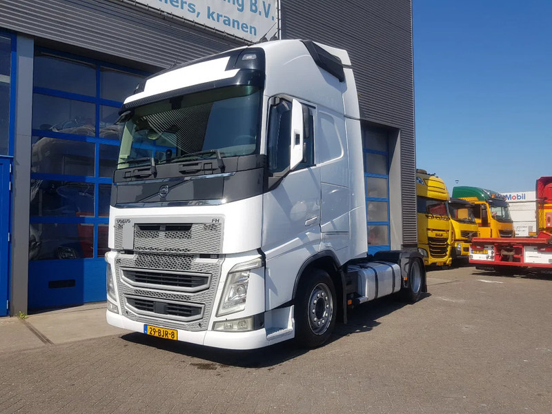 Volvo FH 420 Low deck XL Cabine hefschotel I-Parc Cool - Tegljač: slika 2 Volvo FH 420 Low deck XL Cabine hefschotel I-Parc Cool - Tegljač: slika 2