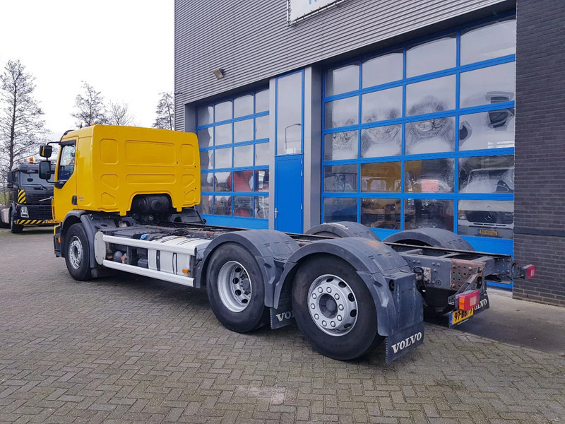 Volvo FE 300 EEV 6X2 Retarder 258.000 KM TÜV - Kamion sa golom šasijom i zatvorenom kabinom: slika 4 Volvo FE 300 EEV 6X2 Retarder 258.000 KM TÜV - Kamion sa golom šasijom i zatvorenom kabinom: slika 4