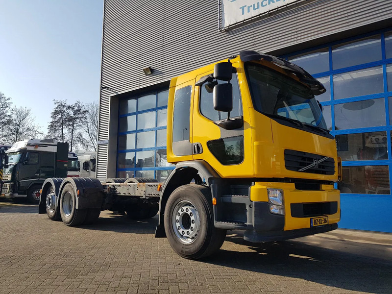 Volvo FE 300 EEV 6X2 Retarder Pto 234.000 KM - Kamion sa golom šasijom i zatvorenom kabinom: slika 5 Volvo FE 300 EEV 6X2 Retarder Pto 234.000 KM - Kamion sa golom šasijom i zatvorenom kabinom: slika 5