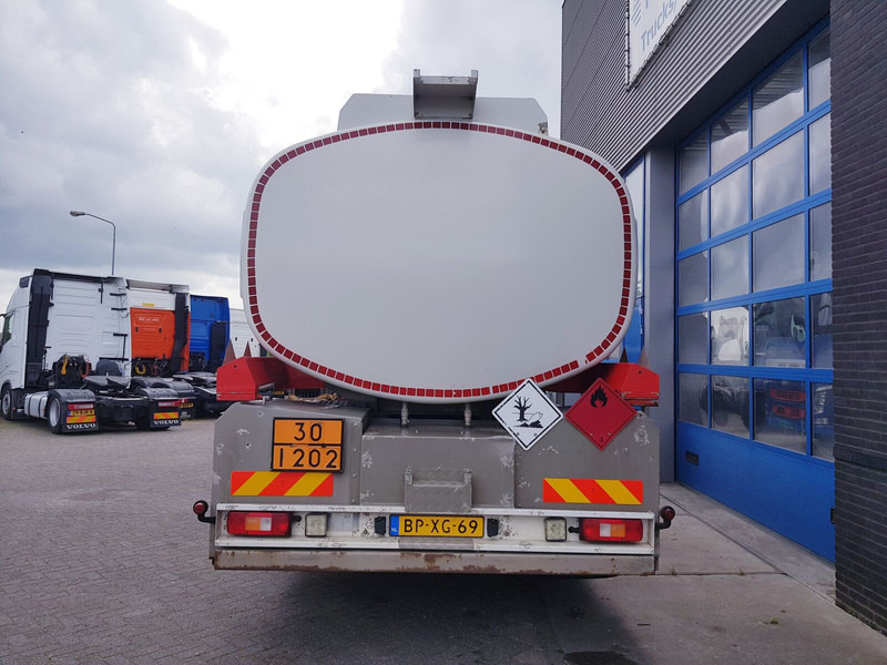Volvo FM 9.340 Fuel 21.400 Liter 3 Comp Euro 3 - Kamion cisterna: slika 5 Volvo FM 9.340 Fuel 21.400 Liter 3 Comp Euro 3 - Kamion cisterna: slika 5