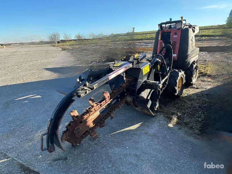 Ditch Witch R300 - Rovokopač: slika 1 Ditch Witch R300 - Rovokopač: slika 1