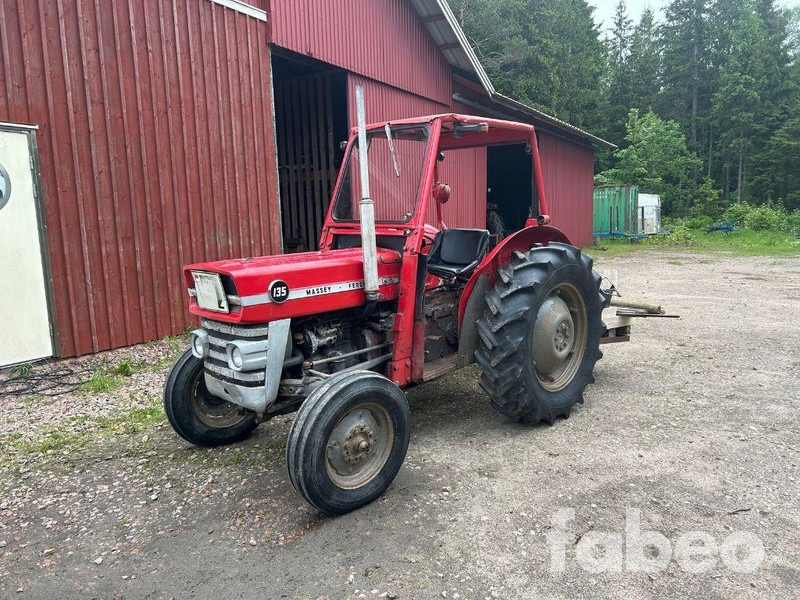 Massey Ferguson 135 - Traktor: slika 1 Massey Ferguson 135 - Traktor: slika 1