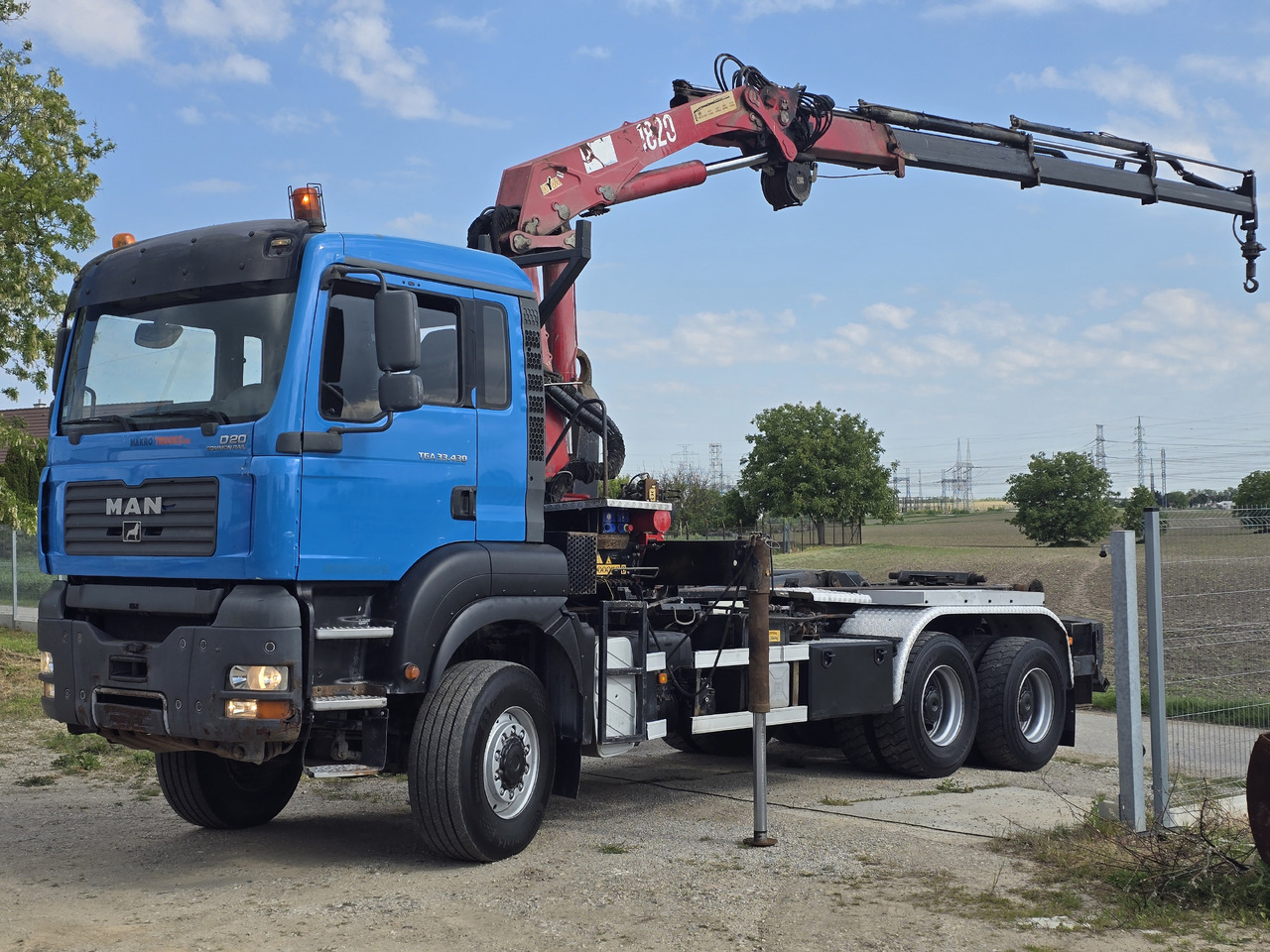 Kamion sa hidrauličnom kukom, Kamion sa dizalicom MAN TGA 33.430 6X6 / HMF 1823 K3+REM.CON./ HOOK SYSTEM 2x in stock: slika 9