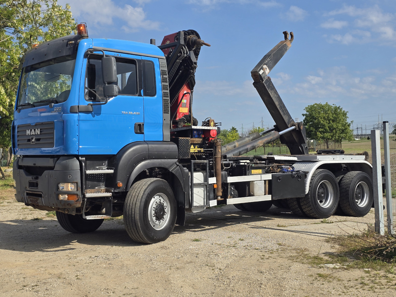 Kamion sa hidrauličnom kukom, Kamion sa dizalicom MAN TGA 33.430 6X6 / HMF 1823 K3+REM.CON./ HOOK SYSTEM 2x in stock: slika 8