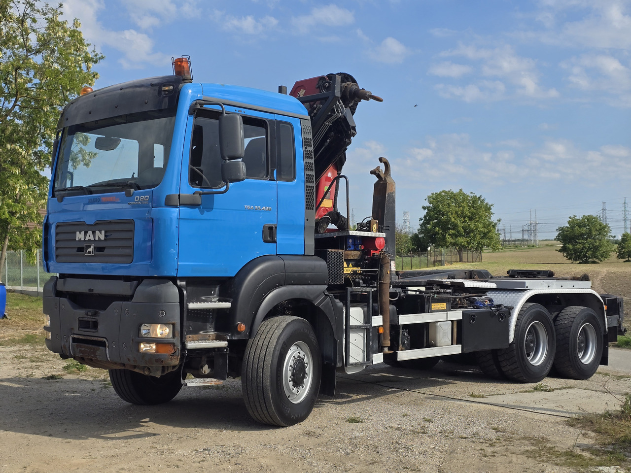 MAN TGA 33.430 6X6 / HMF 1823 K3+REM.CON./ HOOK SYSTEM 2x in stock - Kamion sa hidrauličnom kukom, Kamion sa dizalicom: slika 3 MAN TGA 33.430 6X6 / HMF 1823 K3+REM.CON./ HOOK SYSTEM 2x in stock - Kamion sa hidrauličnom kukom, Kamion sa dizalicom: slika 3
