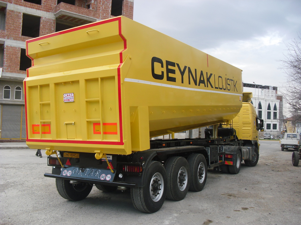 OKTAR TRAILER 2023 TIPPER TRAILER 2025 - Poluprikolica istovarivača: slika 2 OKTAR TRAILER 2023 TIPPER TRAILER 2025 - Poluprikolica istovarivača: slika 2