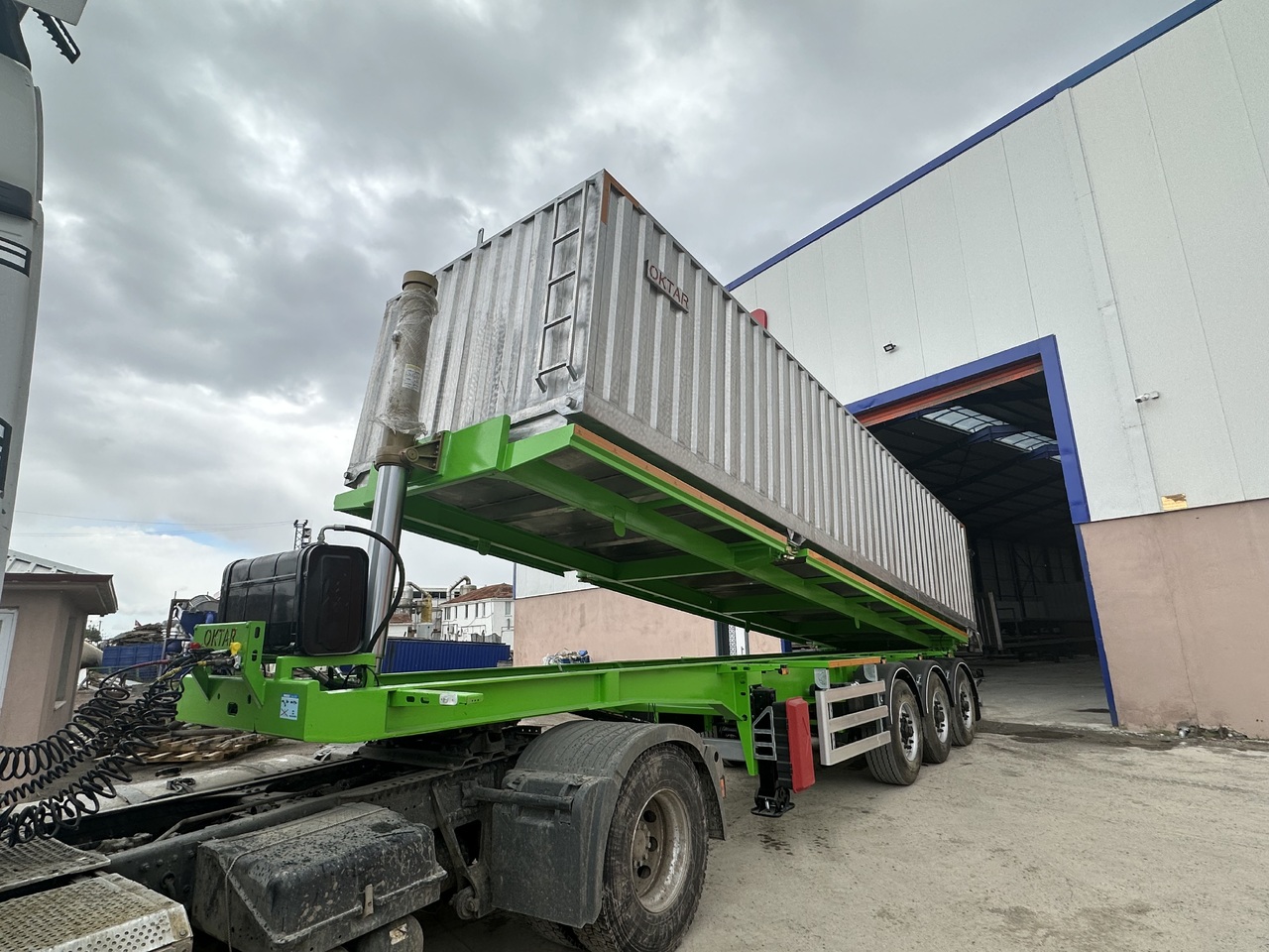 OKTAR TREYLER 2025 - Poluprikolica cisterna: slika 3 OKTAR TREYLER 2025 - Poluprikolica cisterna: slika 3