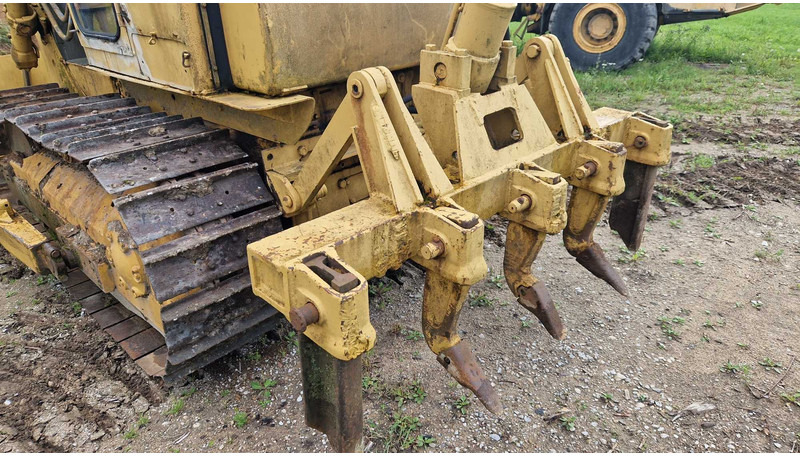 Caterpillar D4D - Buldožer: slika 5 Caterpillar D4D - Buldožer: slika 5