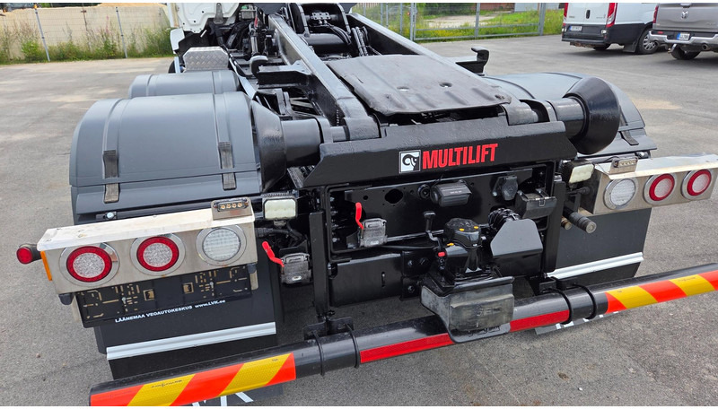 Mercedes-Benz Actros 2543 6X2*4 - Kamion sa hidrauličnom kukom: slika 5 Mercedes-Benz Actros 2543 6X2*4 - Kamion sa hidrauličnom kukom: slika 5