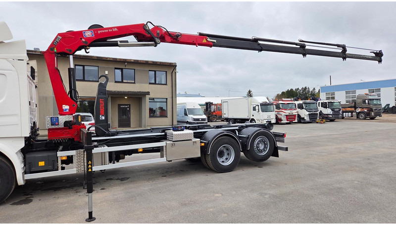 Scania P370 6X2*4 HMF 1730 - Kamion sa hidrauličnom kukom, Kamion sa dizalicom: slika 5 Scania P370 6X2*4 HMF 1730 - Kamion sa hidrauličnom kukom, Kamion sa dizalicom: slika 5