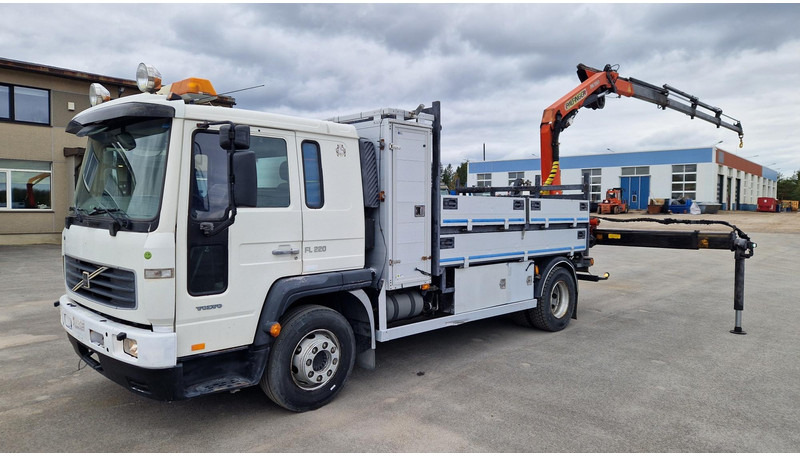 Volvo FL220 4X2 Palfinger PK7501 - Kamion sa tovarnim sandukom, Kamion sa dizalicom: slika 1 Volvo FL220 4X2 Palfinger PK7501 - Kamion sa tovarnim sandukom, Kamion sa dizalicom: slika 1