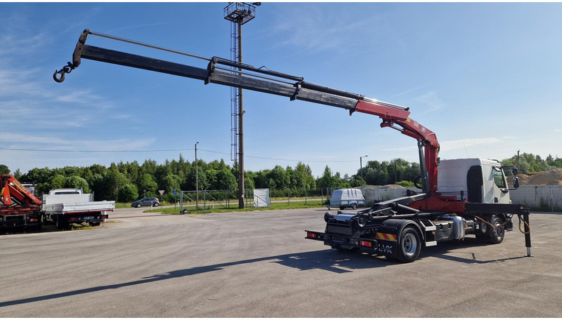 Volvo FL280 4X2 HMF 1560 + platform - Kamion sa hidrauličnom kukom, Kamion sa dizalicom: slika 4 Volvo FL280 4X2 HMF 1560 + platform - Kamion sa hidrauličnom kukom, Kamion sa dizalicom: slika 4