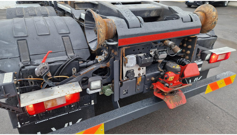 Volvo FM460 6X2*4 chassis - Kamion sa golom šasijom i zatvorenom kabinom: slika 5 Volvo FM460 6X2*4 chassis - Kamion sa golom šasijom i zatvorenom kabinom: slika 5
